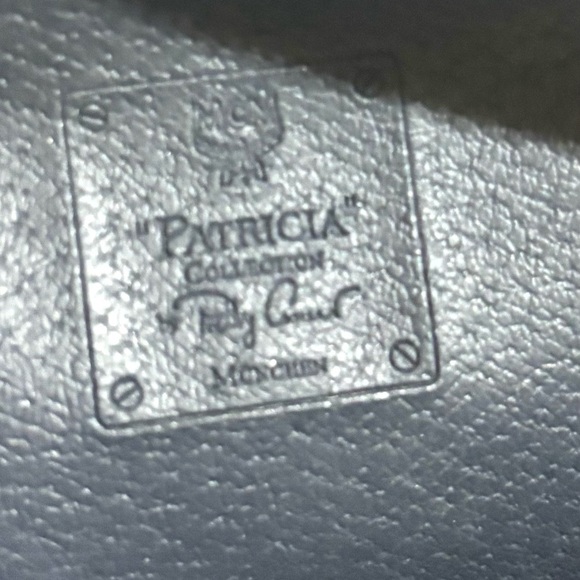 MCM vintage Cream and Black Crossbody Bag - Picture 10 of 15